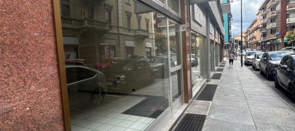 120m² Commercial property in Domodossola, Italy No. 319404 4