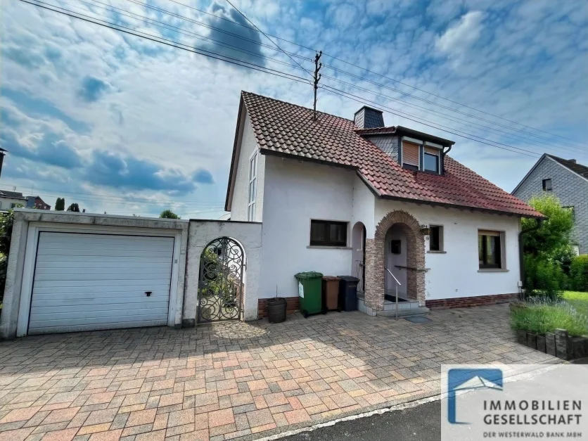 3 bedrooms House in Westerwaldkreis, Germany No. 327904