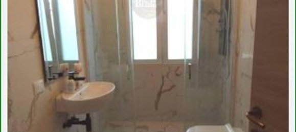 6 rooms Apartment in Padua, Italy No. 60511 3