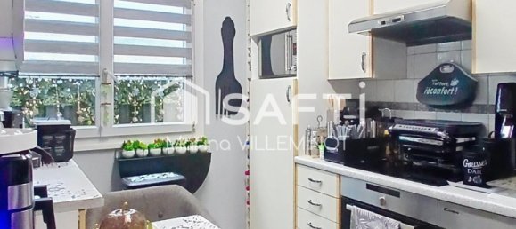 2 bedrooms Apartment in Charleville-Mezieres, France No. 56219 4