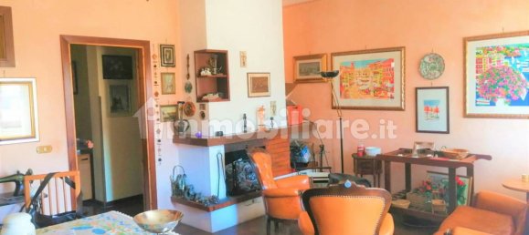 4 bedrooms Apartment in Pentone, Italy No. 92447 11