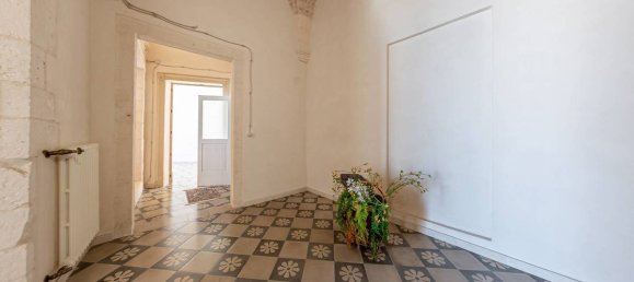3 bedrooms Building in Martina Franca, Italy No. 329196 22