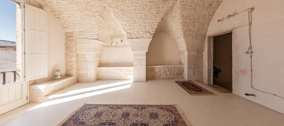 3 bedrooms Building in Martina Franca, Italy No. 329196 8