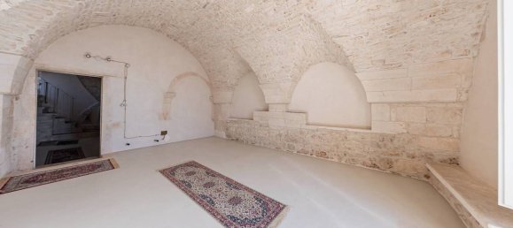 3 bedrooms Building in Martina Franca, Italy No. 329196 11