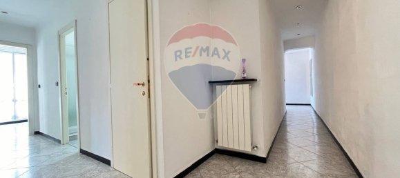 5 rooms Apartment in Genoa, Italy No. 136952 28