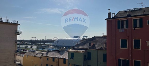 5 rooms Apartment in Genoa, Italy No. 136952 10