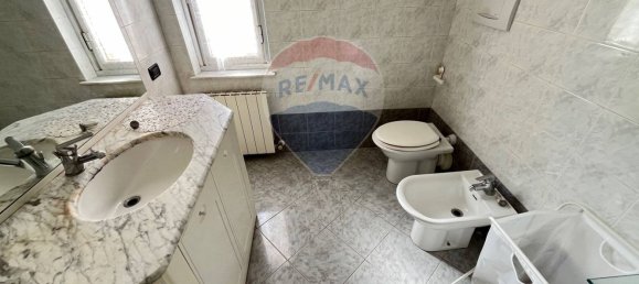 5 rooms Apartment in Genoa, Italy No. 136952 26