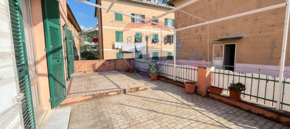 5 rooms Apartment in Genoa, Italy No. 136952 7