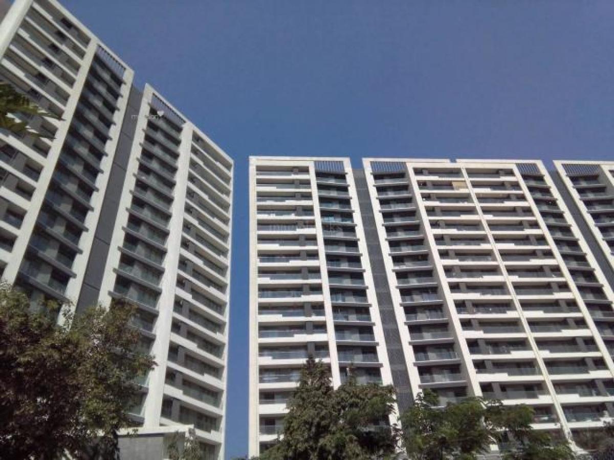 3 bedrooms House in Mumbai, India No. 42754