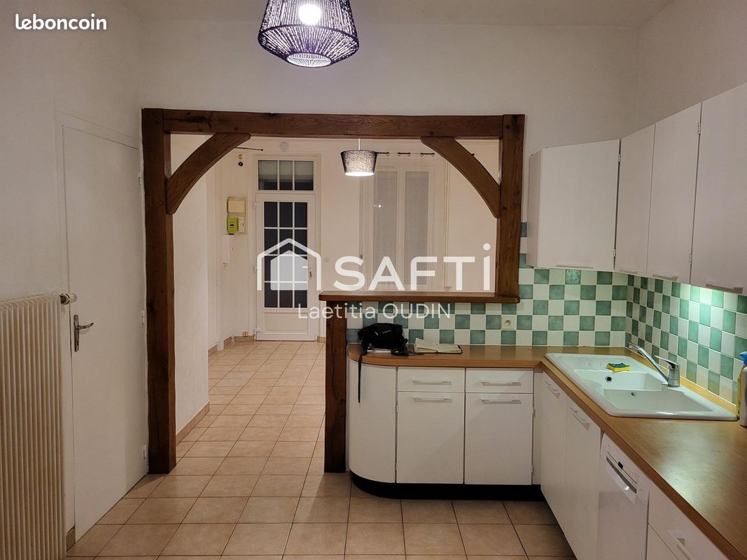 2 غرف نوم تاون هاوس في Romilly-sur-Seine, France رقم 229076