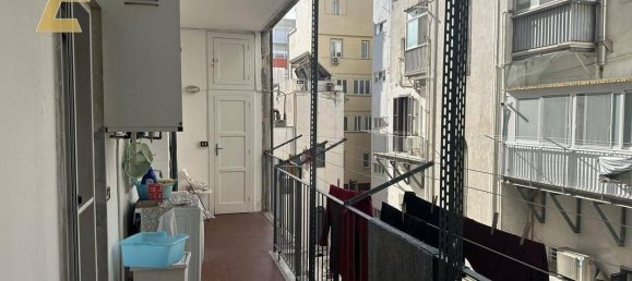 Apartamento de 4 dormitorios en Bari, Italy No. 317327 12
