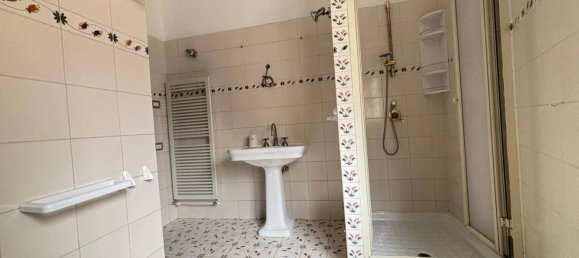 3غرفة شقة في Cosenza, Italy رقم 36623 24