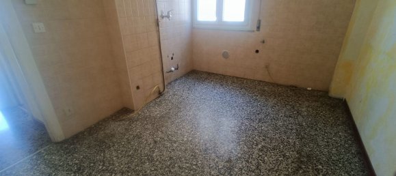 Apartamento de 4 habitaciónes en Savona, Italy No. 184449 7