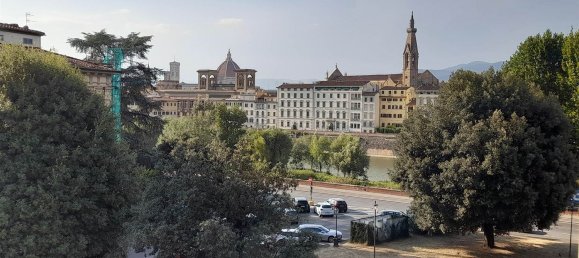 101m² Commercial property in Florence, Italy No. 39782 2