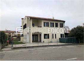 5 rooms Villa in Nervesa della Battaglia, Italy No. 347215