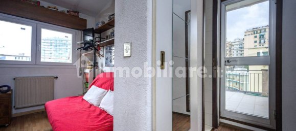 Villa de 4 dormitorios en Genoa, Italy No. 16209 26