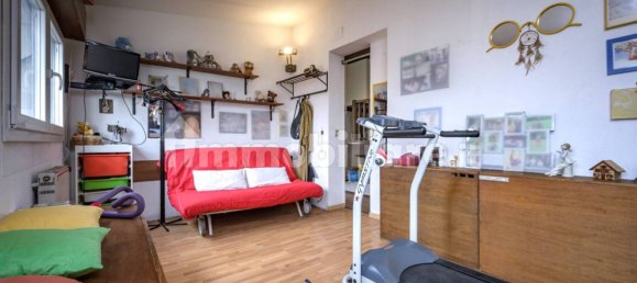 Villa de 4 dormitorios en Genoa, Italy No. 16209 25