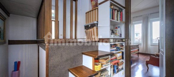 Villa de 4 dormitorios en Genoa, Italy No. 16209 15