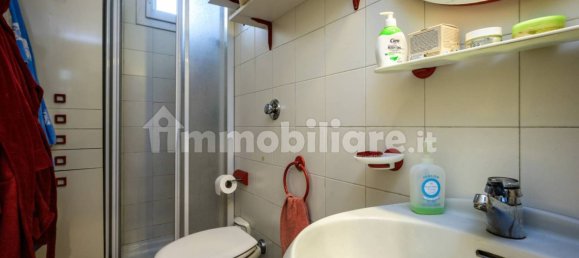 Villa de 4 dormitorios en Genoa, Italy No. 16209 21