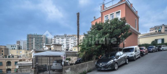 Villa de 4 dormitorios en Genoa, Italy No. 16209 50