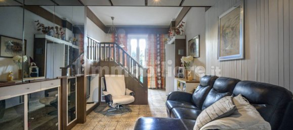 Villa de 4 dormitorios en Genoa, Italy No. 16209 3