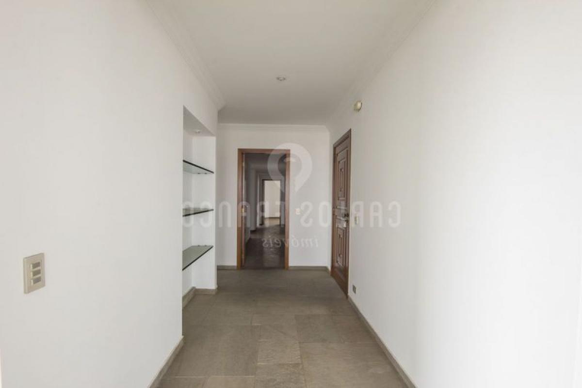 4 bedrooms Apartment in Sao Paulo, Brazil No. 593825