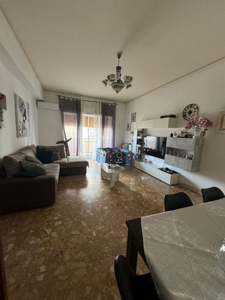 5غرفة شقة في Tremestieri Etneo, Italy رقم 257102