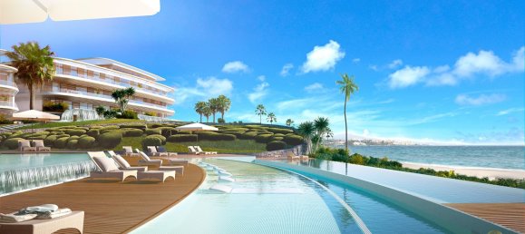 4 bedrooms Villa in Estepona, Spain No. 10012 3