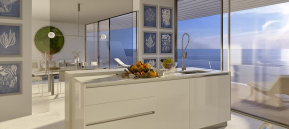 4 bedrooms Villa in Estepona, Spain No. 10012 8