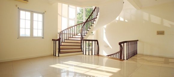 4 Schlafzimmer Villa in Tay Ho, Vietnam, Nr. 798 8