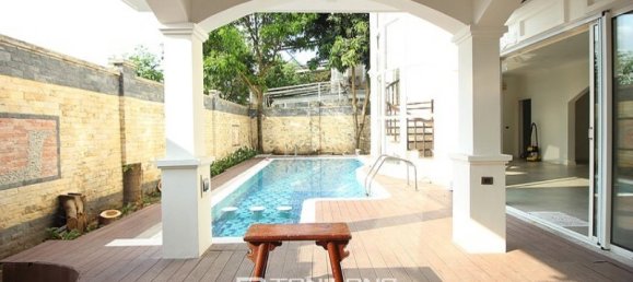 4 Schlafzimmer Villa in Tay Ho, Vietnam, Nr. 798 2