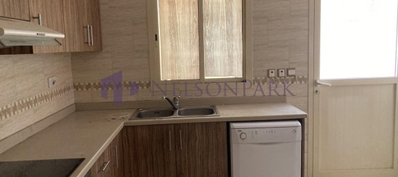 4 Schlafzimmer Villa in Doha, Qatar, Nr. 1784 15