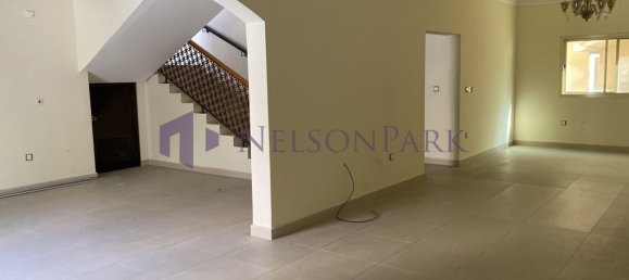 4 Schlafzimmer Villa in Doha, Qatar, Nr. 1784 16