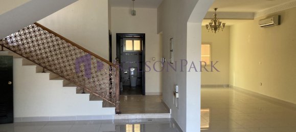 4 Schlafzimmer Villa in Doha, Qatar, Nr. 1784 30