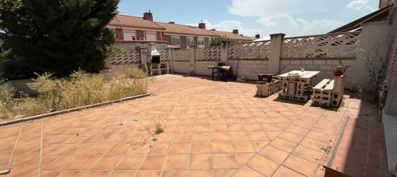 4 bedrooms Townhouse in Boecillo, Spain No. 139339 2