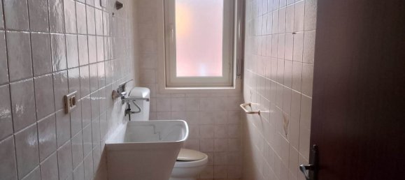 5 rooms Apartment in Mascalucia, Italy No. 45144 10