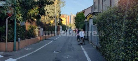 1 chambre Appartement à Cologno Monzese, Italy No. 372539 5