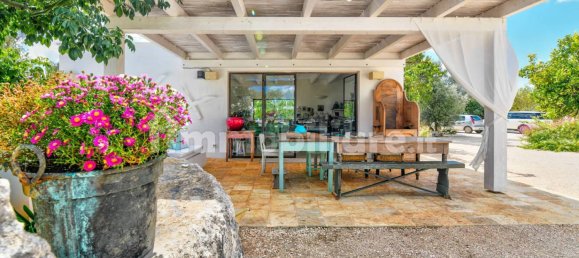 5 bedrooms Villa in Ceglie Messapica, Italy No. 287179 3