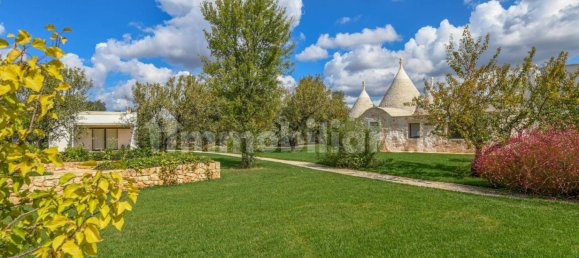 5 bedrooms Villa in Ceglie Messapica, Italy No. 287179 13