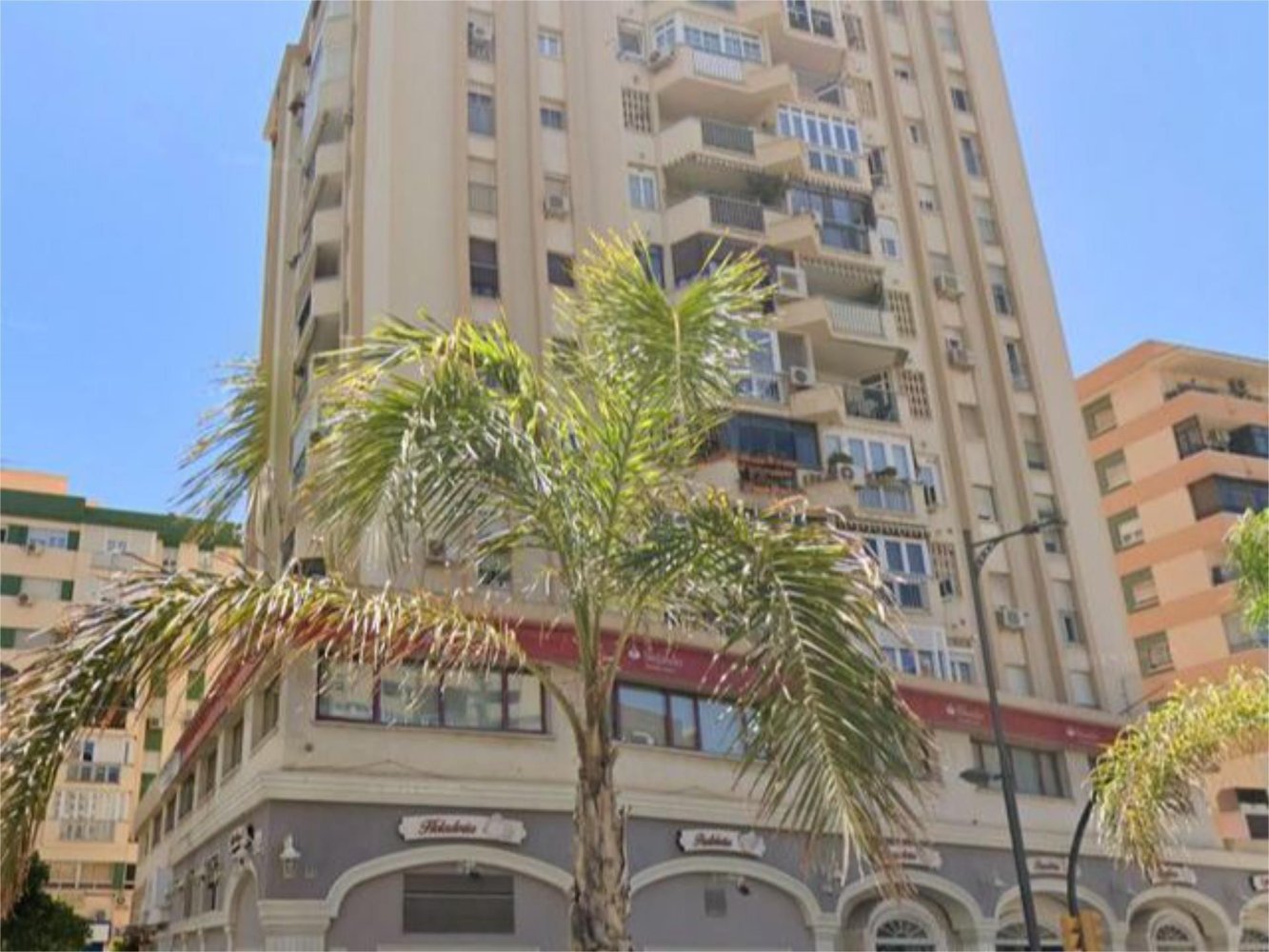 Квартира с 3 спальнями в Малага, Испания № 280042