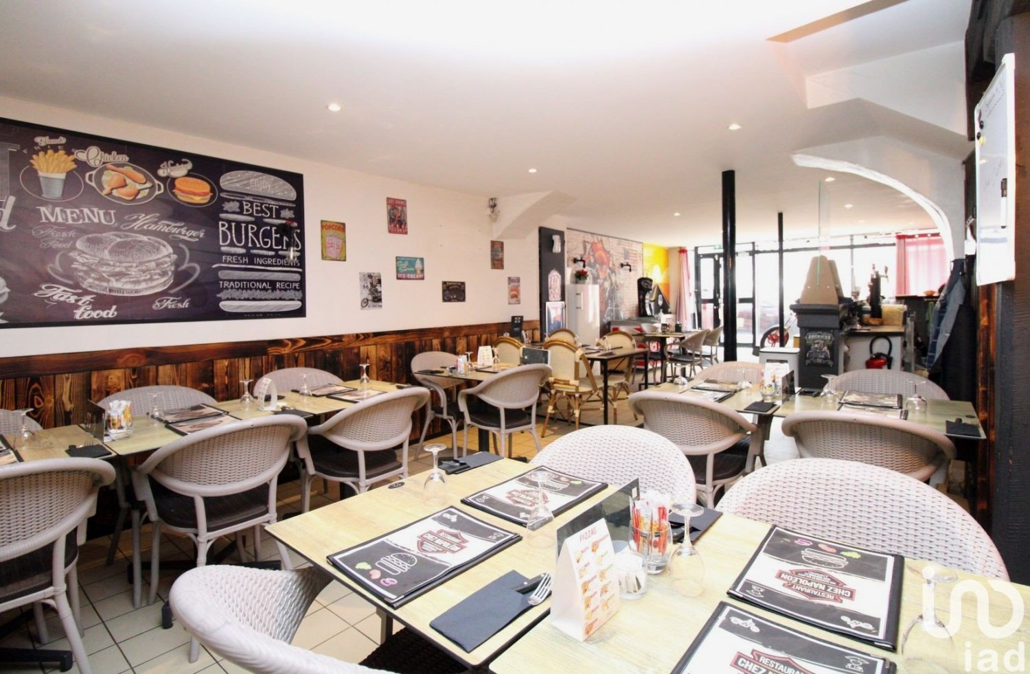 Gewerbliche Immobilie in Cour-sur-Loire, France 80m², Nr. 246247