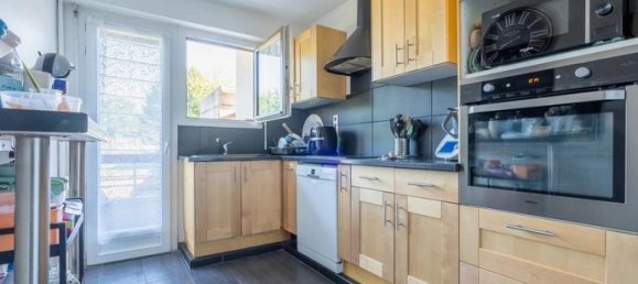 Apartamento de 2 dormitorios en Livry-Gargan, France No. 354455 6