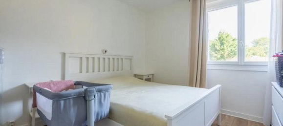 Apartamento de 2 dormitorios en Livry-Gargan, France No. 354455 10