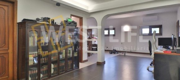 5 bedrooms Villa in Cascais, Portugal No. 113819 25