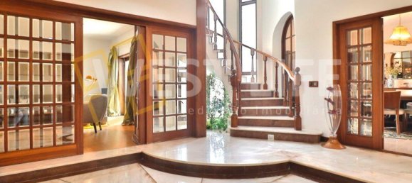 5 bedrooms Villa in Cascais, Portugal No. 113819 2