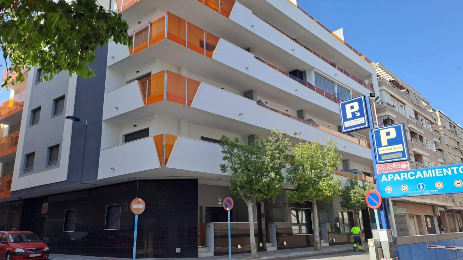 23 m² garaje en venta en Torrevieja, Alicante, Comunidad Valenciana, Spain № 370074