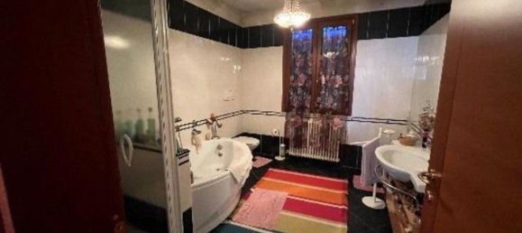 5 غرف نوم منزل في Pegognaga, Italy رقم 75393 9