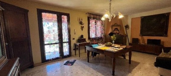 5 غرف نوم منزل في Pegognaga, Italy رقم 75393 3