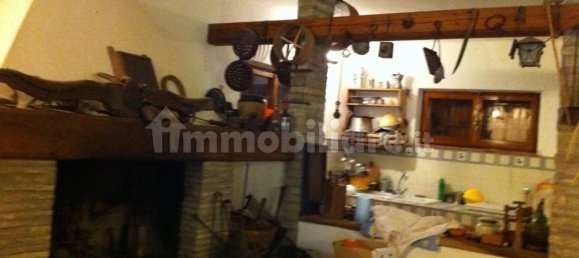 4 bedrooms House in Terre Roveresche, Italy No. 136224 15