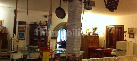 4 bedrooms House in Terre Roveresche, Italy No. 136224 14